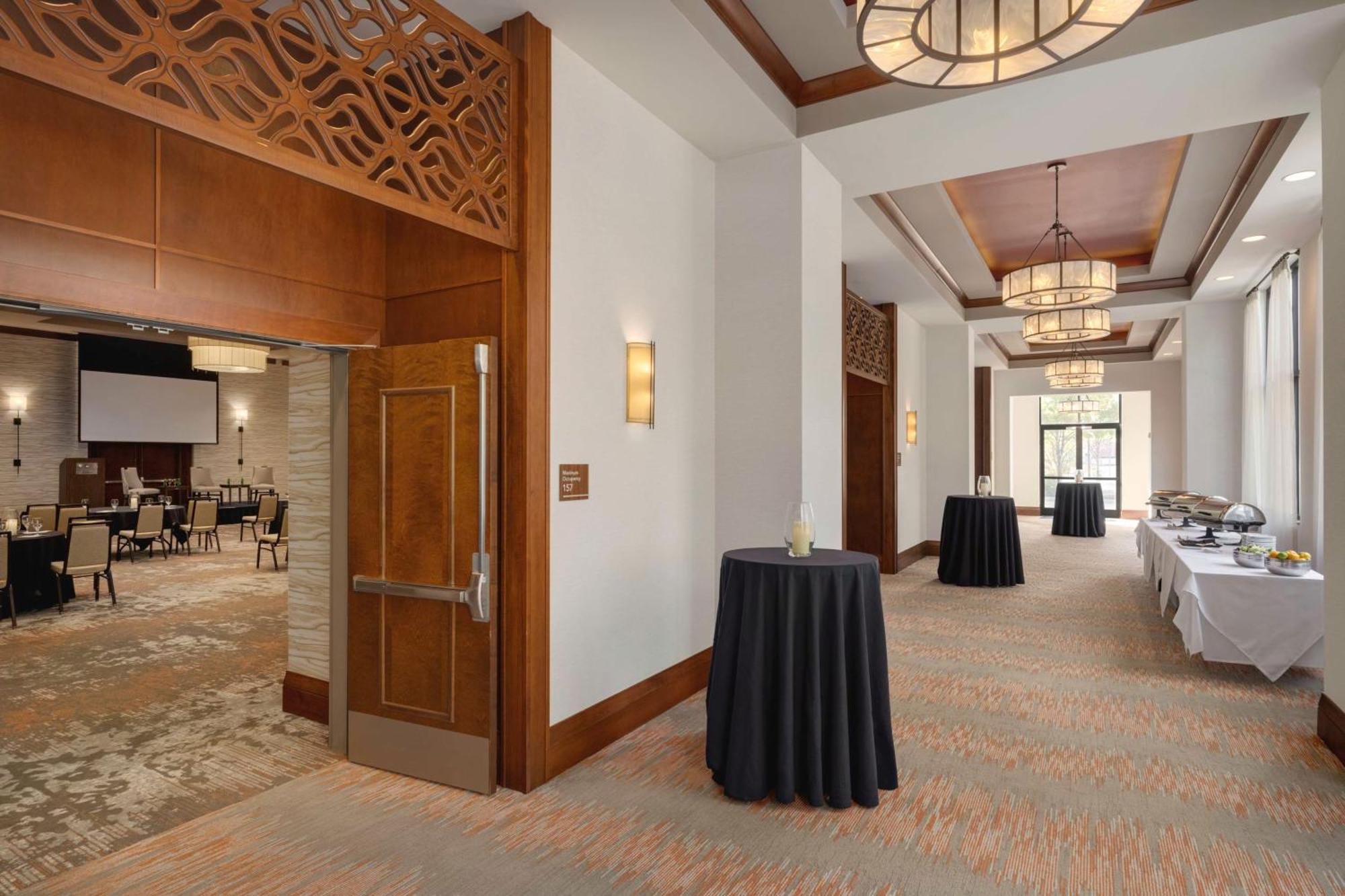 Embassy Suites Chattanooga Hamilton Place Exteriör bild