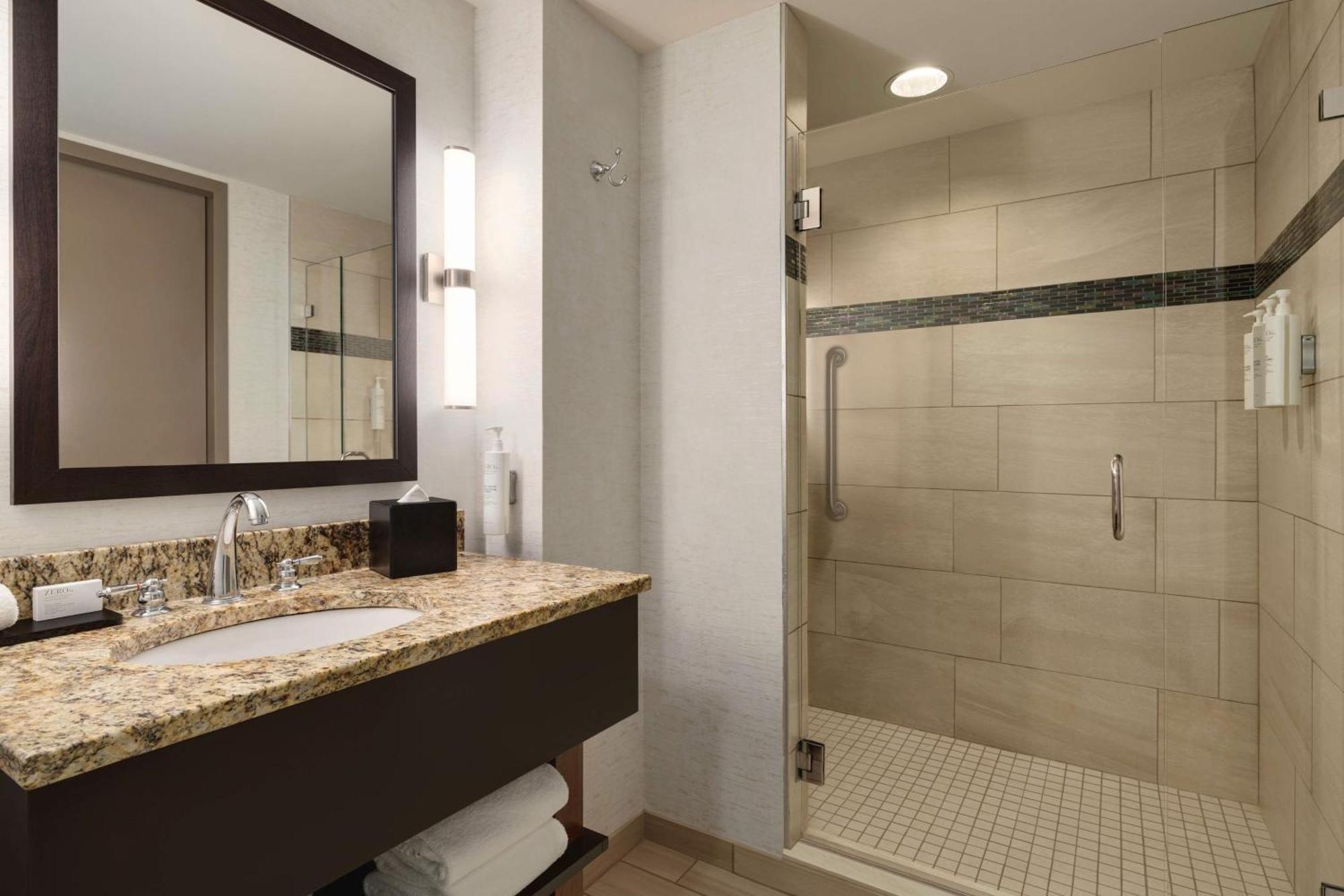 Embassy Suites Chattanooga Hamilton Place Exteriör bild